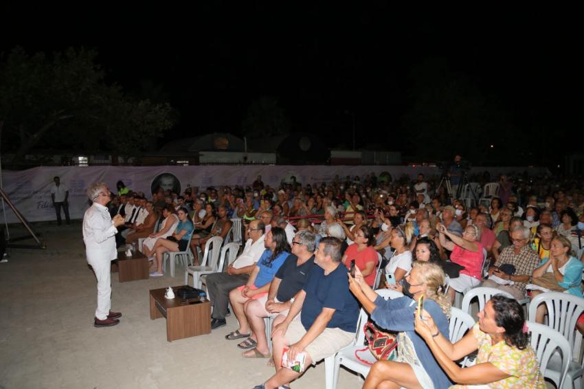 5. EDREMIT KITAP FUARI SONA ERDI