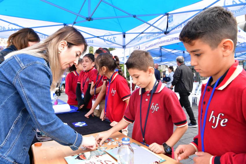 MAVİ NEFES EĞİTİM OTOBÜSÜ 7 GÜN BOYUNCA BALIKESİR’DE