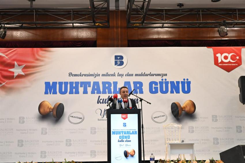 Başkan Yücel Yılmaz 20 ilçenin muhtarlarıyla bir araya geldi