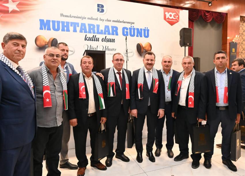 Başkan Yücel Yılmaz 20 ilçenin muhtarlarıyla bir araya geldi