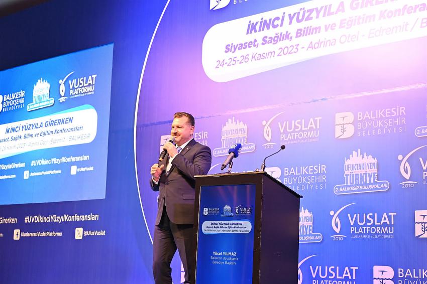 “İkinci Yüzyıla Girerken Ufuktaki Yeni Türkiye”