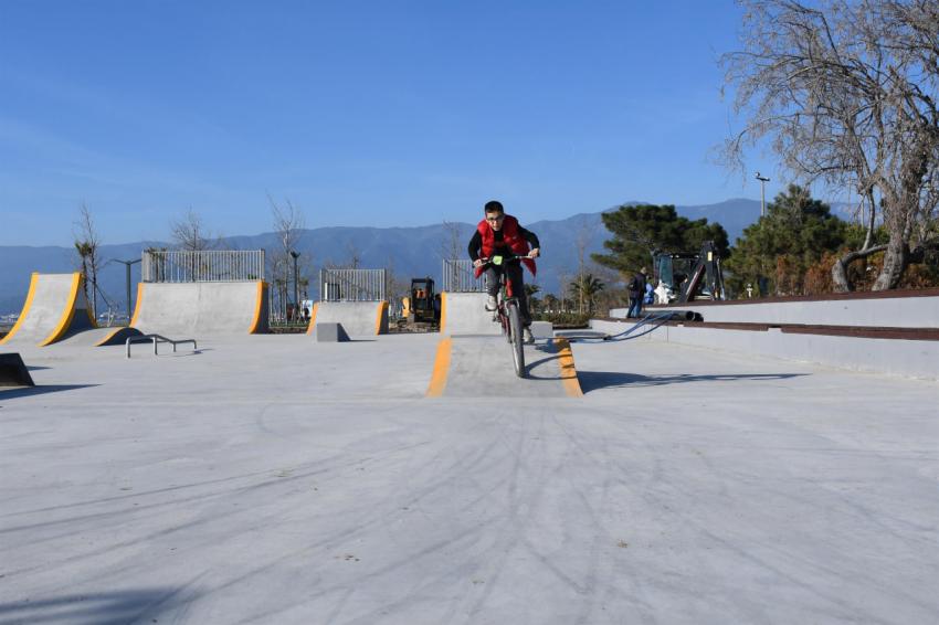 Gençlerin gözdesi skate parklar yaygınlaşıyor