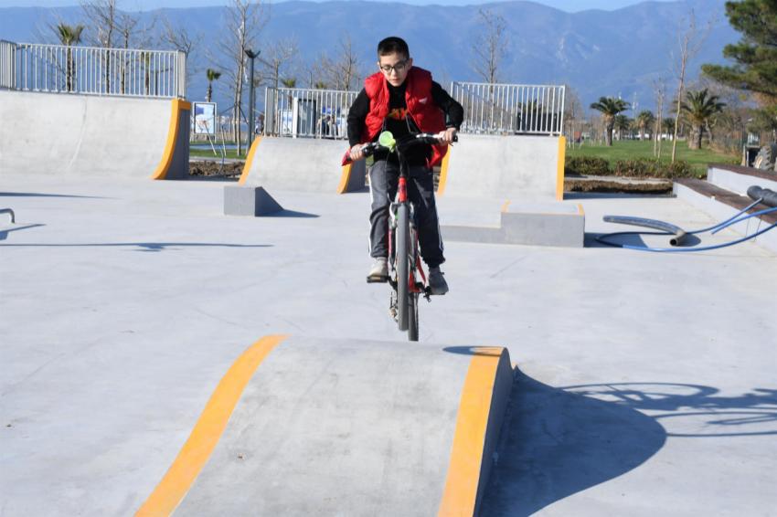Gençlerin gözdesi skate parklar yaygınlaşıyor