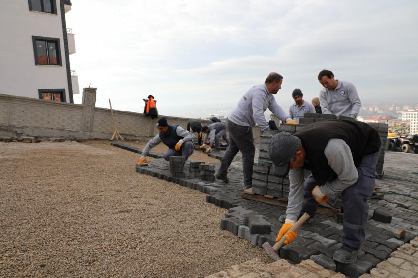 Atatürk Mahallesi’nde yollar yenileniyor