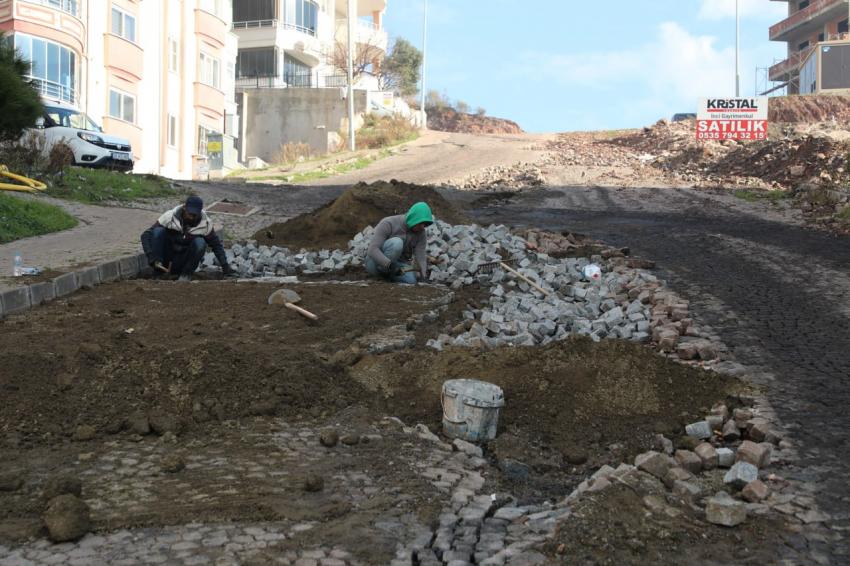 Atatürk Mahallesi’nde yollar yenileniyor