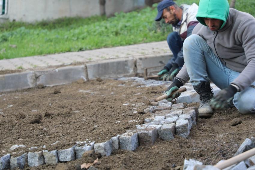 Atatürk Mahallesi’nde yollar yenileniyor