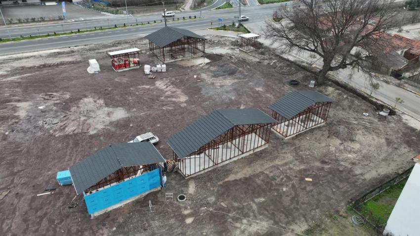 Büyükşehir ilçelerde yetersiz olan terminalleri bir bir yenileniyor