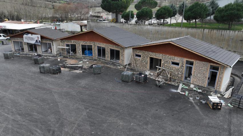 Büyükşehir ilçelerde yetersiz olan terminalleri bir bir yenileniyor