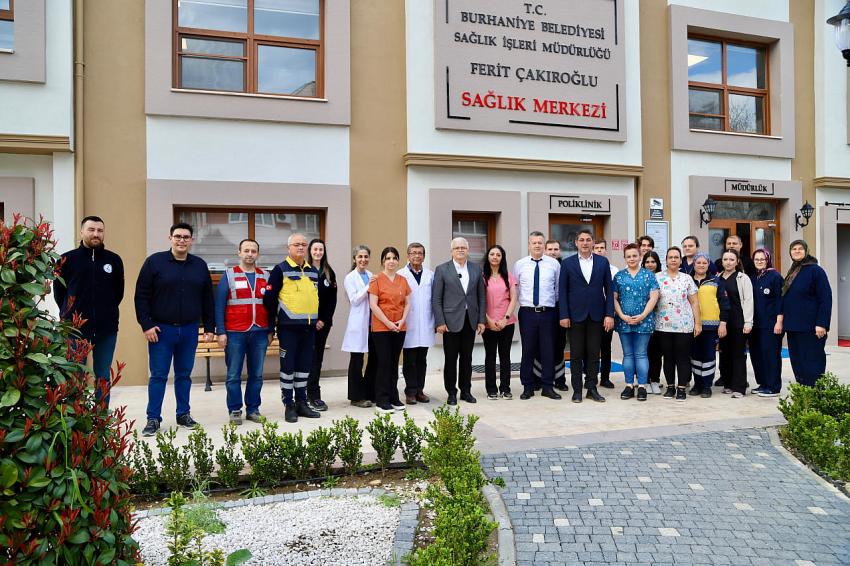 Başkan Deveciler, Sağlık Personellerinin 14 Mart Tıp Bayramı'nı Kutladı