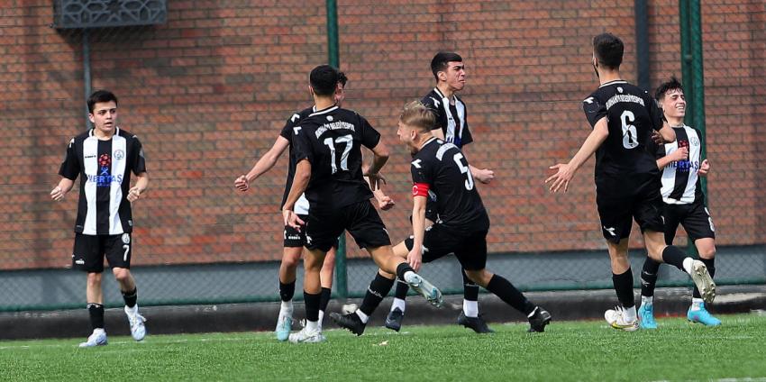 BURHANİYE BELEDİYESPOR U-18 TAKIMI TÜRKİYE ŞAMPİYONASI'NA HAZIR