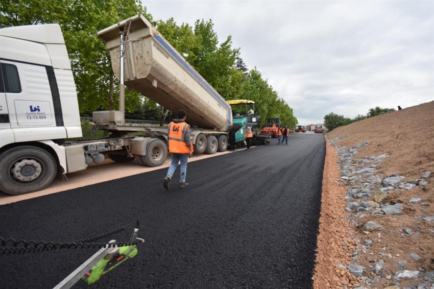 Başkan Akın, OSB 3. Etapta yol çalışmalarına hız kazandırdı