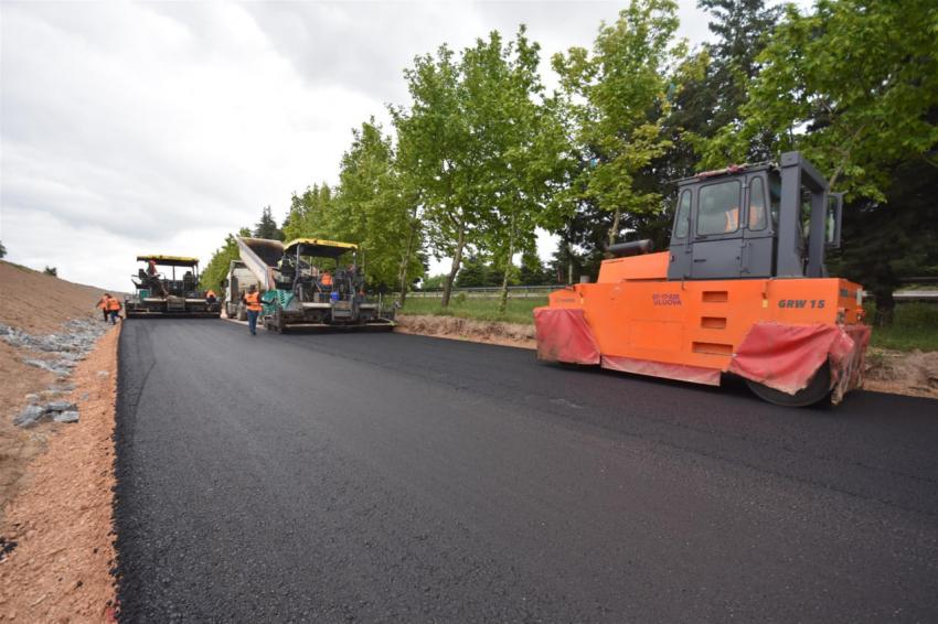 Başkan Akın, OSB 3. Etapta yol çalışmalarına hız kazandırdı