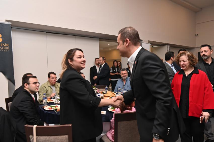Başkan Akın: Belediye şirketlerinden tek kuruş almayacağım
