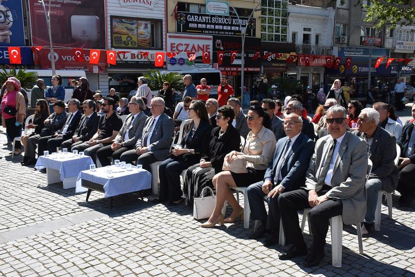 Başkan Ertaş, özel çocuklarla bir araya geldi