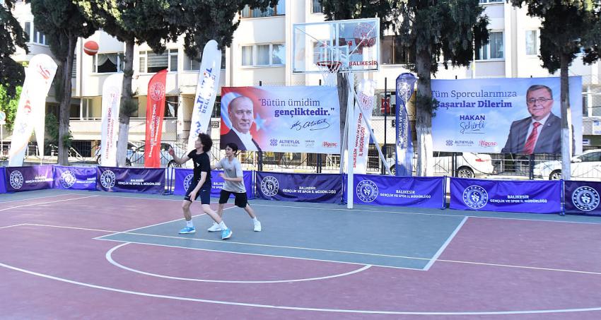 19 Mayıs heyecanı Altıeylül’de yaşanacak