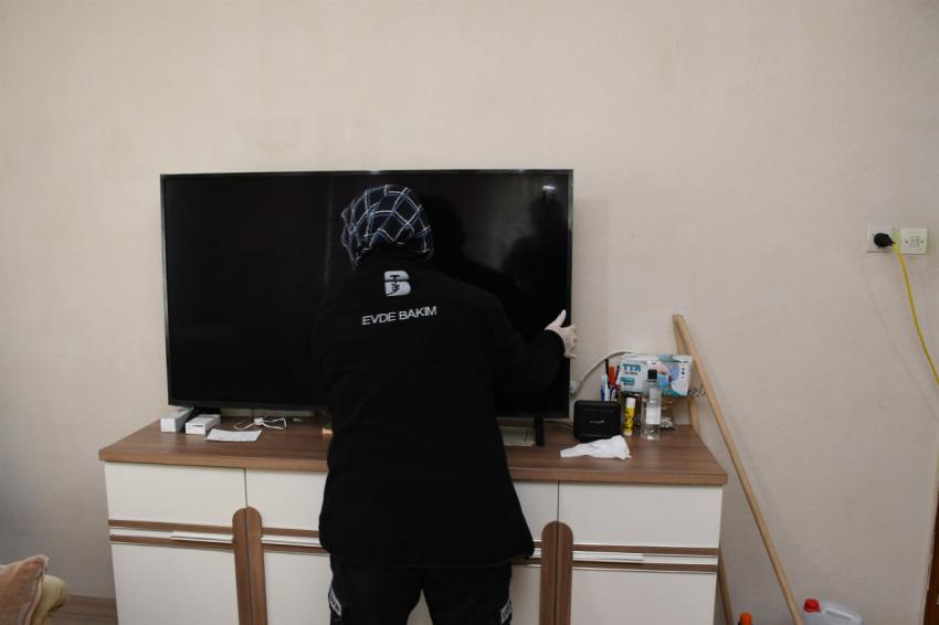 Büyükşehir, özel gereksinimli bireylerin bakımını gerçekleştiriyor