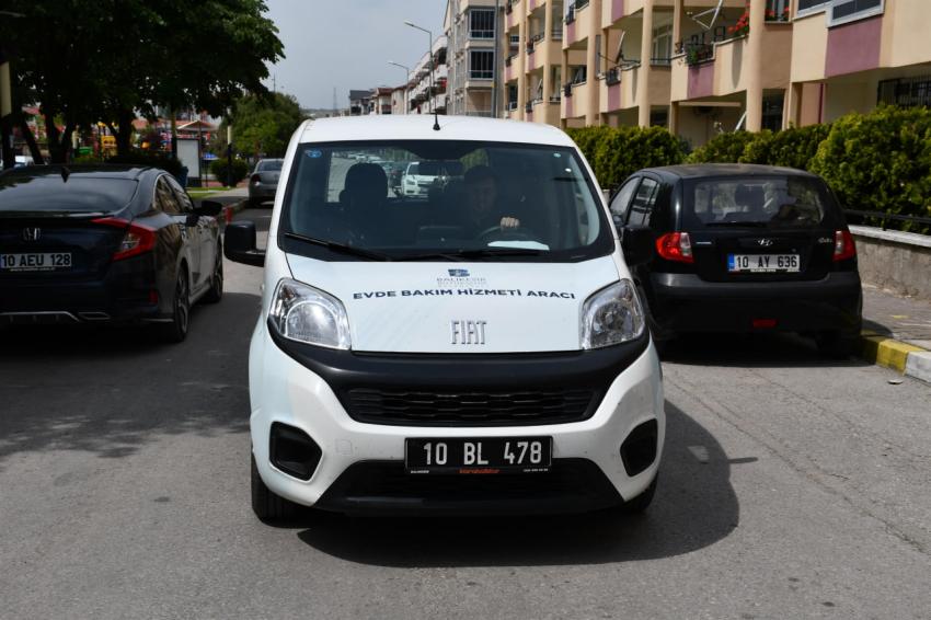 Büyükşehir, özel gereksinimli bireylerin bakımını gerçekleştiriyor