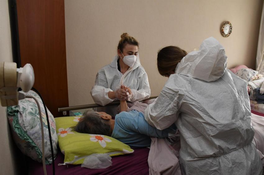 Büyükşehir, özel gereksinimli bireylerin bakımını gerçekleştiriyor