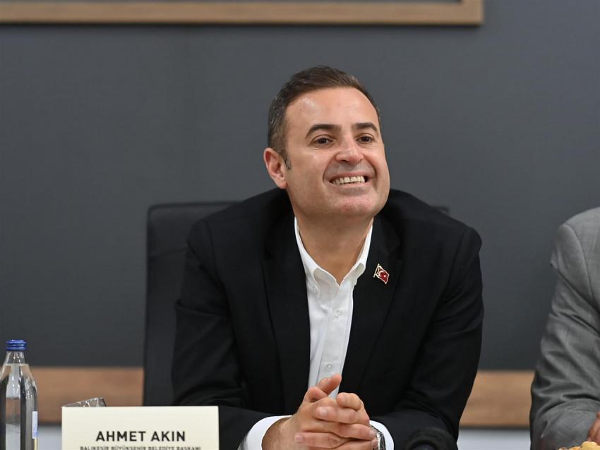 Edremit, Büyükşehir’den hak ettiği değeri görecek