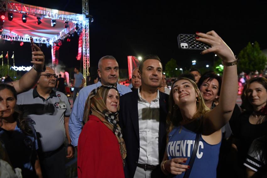 Nazım Hikmet, Balıkesir’de şiirlerle şarkılarla anıldı