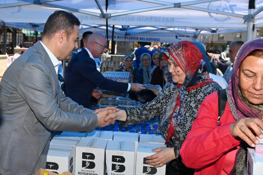 Başkan Akın, bayramı hemşehrileriyle bir arada geçirdi