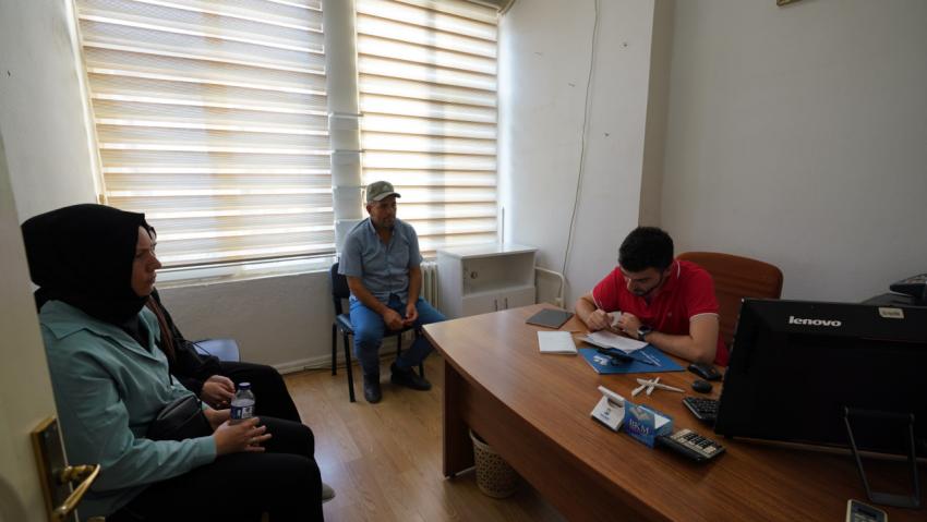 Büyükşehir, gençlerin yanında olmaya devam ediyor