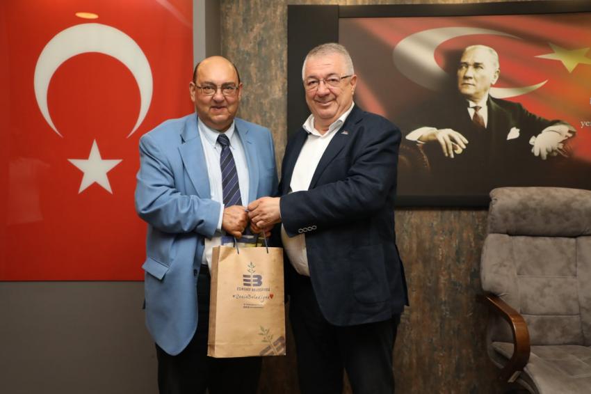 Yunanlı Başkan’dan Edremit Belediyesi’ne ziyaret