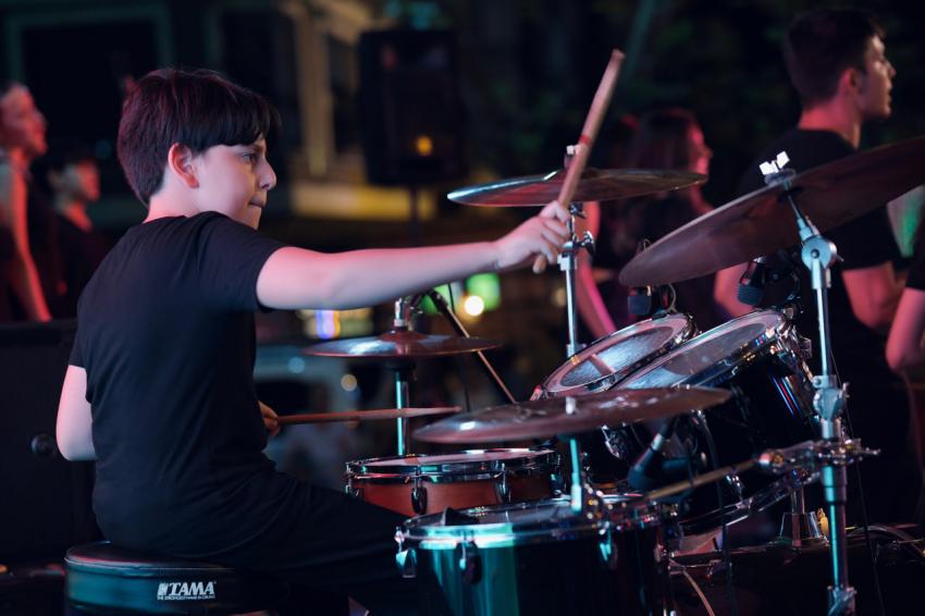 MOD10 Gençlik Orkestrası’ndan Erdek’te müzik ziyafeti