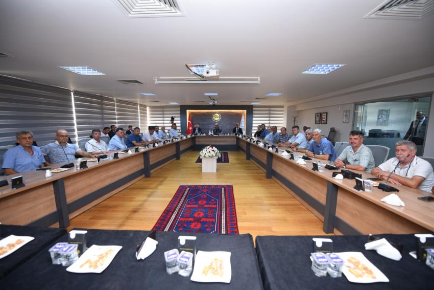 BASKİ Genel Müdürü Erdoğan Öztürk, Susurluklu muhtarları dinledi