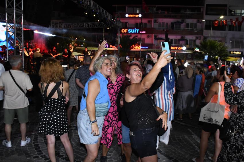 MOD10 Gençlik Orkestrası’na Avşa’da yoğun ilgi