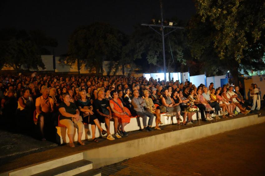 KÖRFEZİN BEKLENEN FESTİVALİNDE GÖRKEMLİ AÇILIŞ