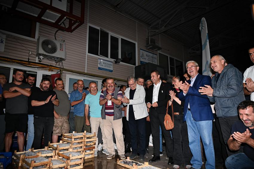 Balıkesirli balıkçılar “Vira Bismillah” diyerek sezonu açtı