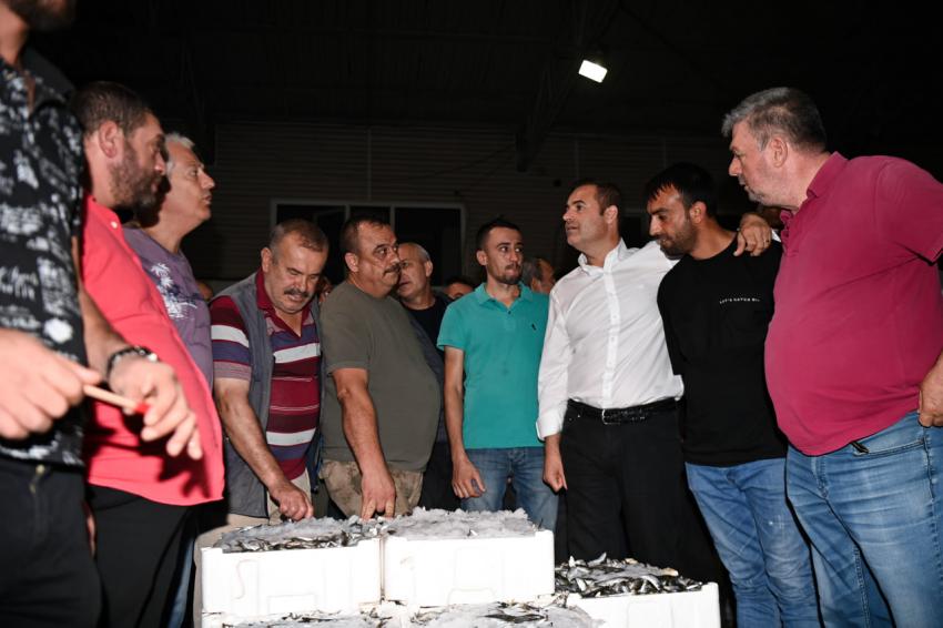 Balıkesirli balıkçılar “Vira Bismillah” diyerek sezonu açtı