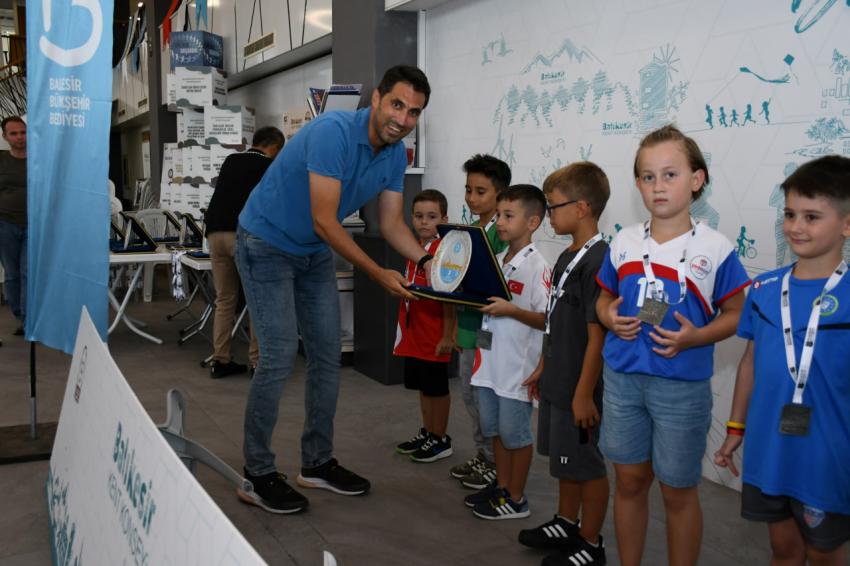 Büyükşehir, satranç tutkunlarını Balıkesir’de bir araya getirdi