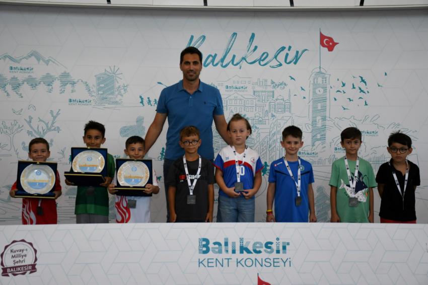 Büyükşehir, satranç tutkunlarını Balıkesir’de bir araya getirdi