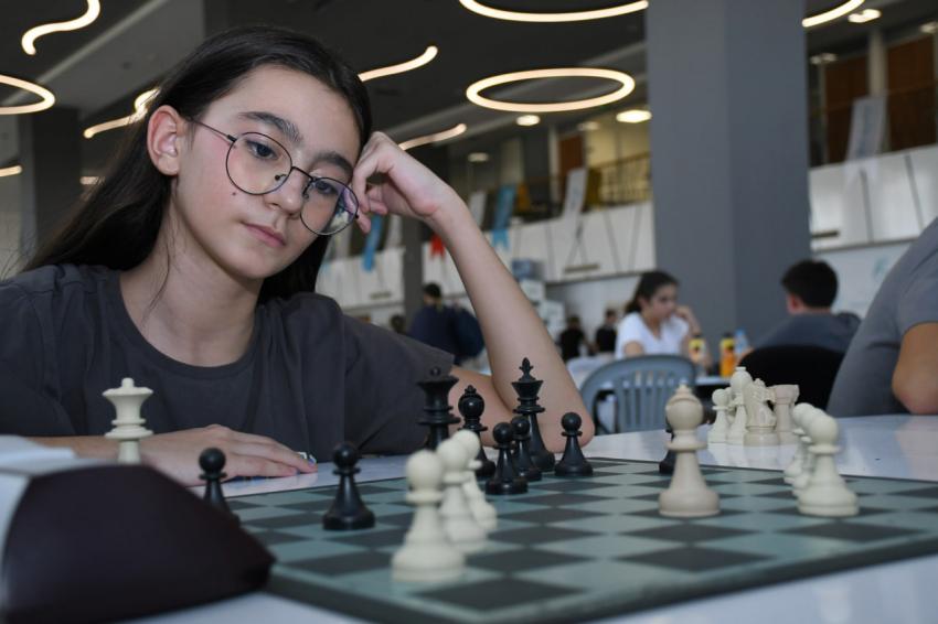 Büyükşehir, satranç tutkunlarını Balıkesir’de bir araya getirdi