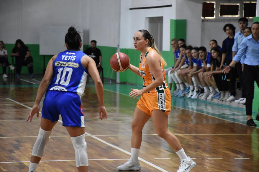 Gürespor 4’te 4 yaptı