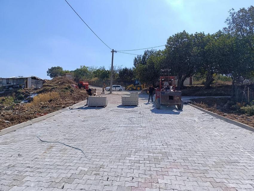 Büyükşehir; Bandırma ve Manyas kırsalına parke taşı döşedi