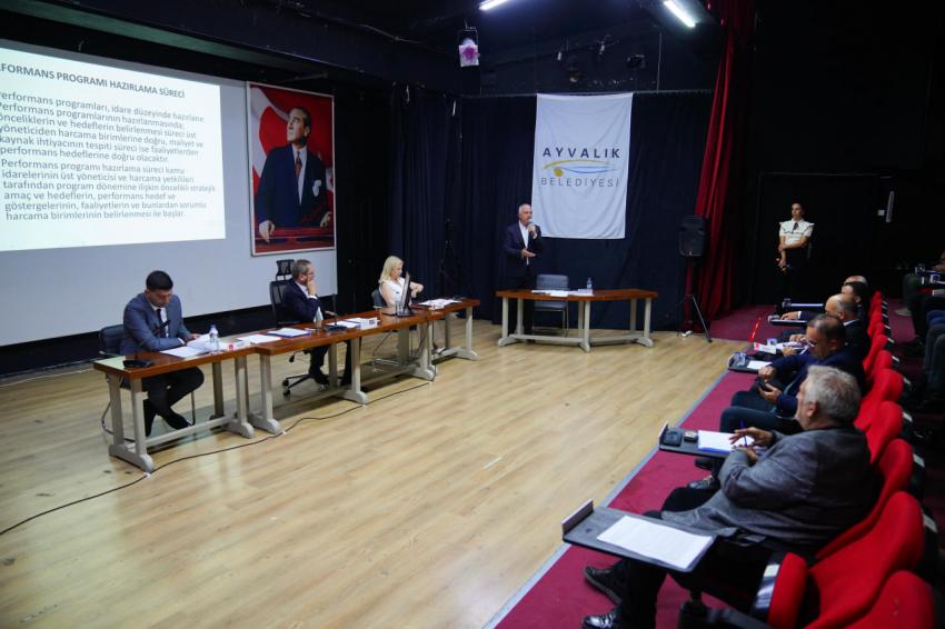 AYVALIK BELEDİYESİ 2025 YILI BÜTÇESİ: 1 MİLYAR 700 MİLYON...