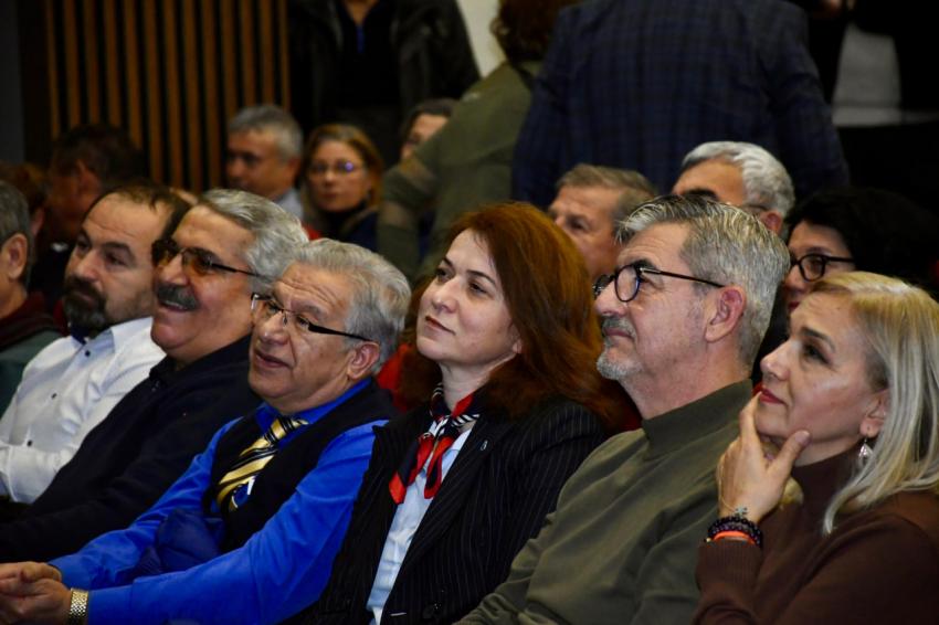 “Laiklik ve Cumhuriyet” söyleşisine yoğun ilgi