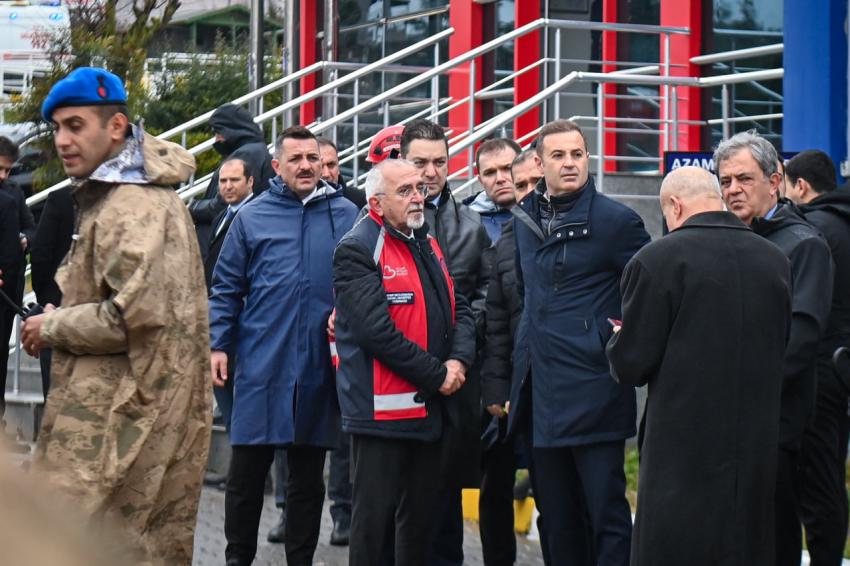 Başkan Akın: “Yaralarımızı birlikte saracağız”