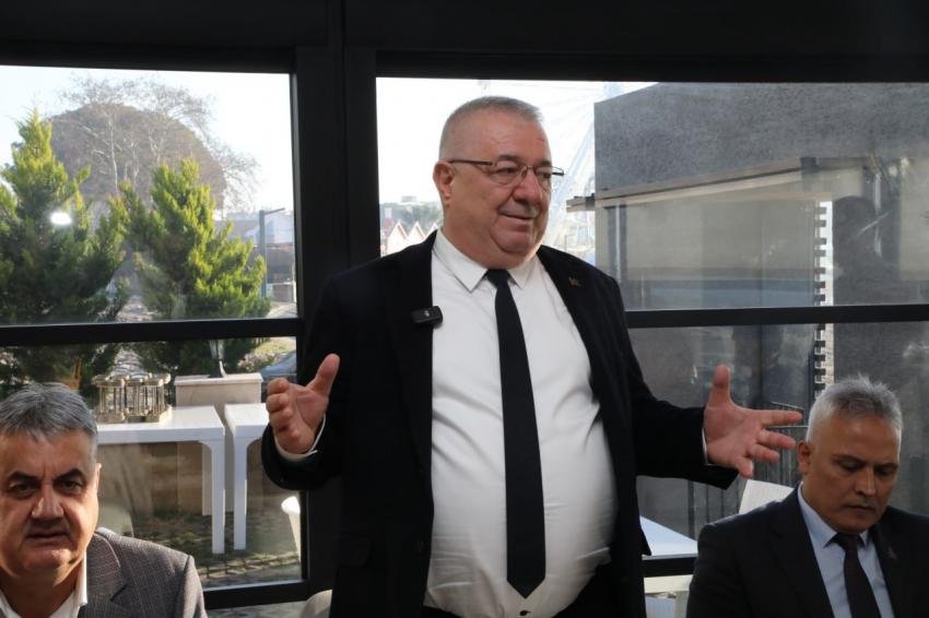 Başkan Ertaş’tan gazetecilerle bir araya geldi