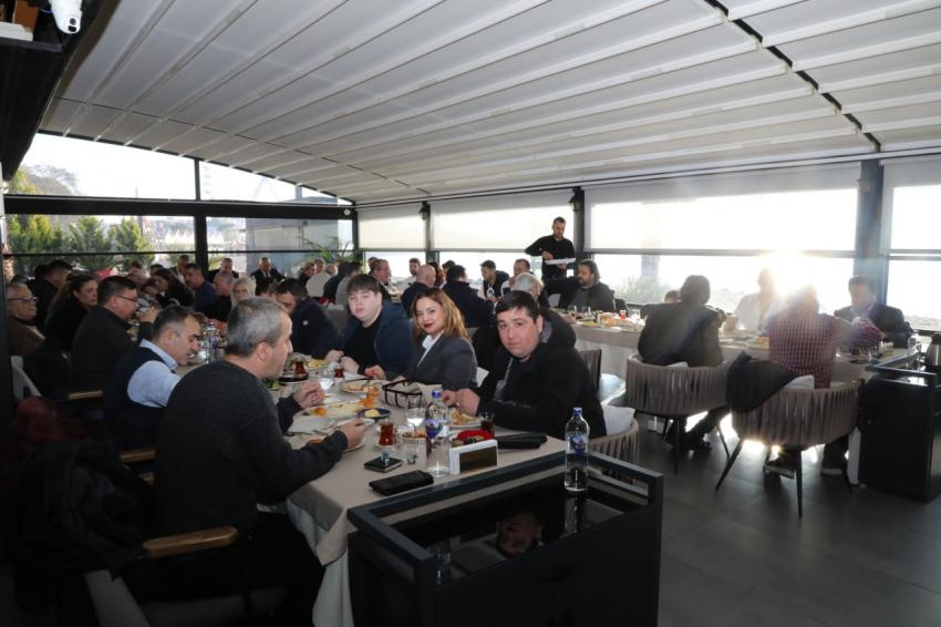 Başkan Ertaş’tan gazetecilerle bir araya geldi