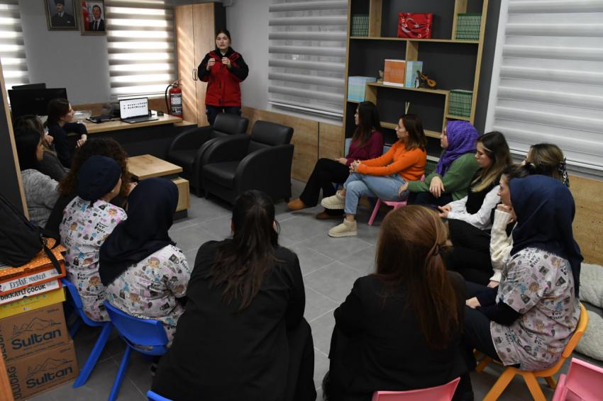 Büyükşehir’den öğrenci ve personele yangın eğitimi