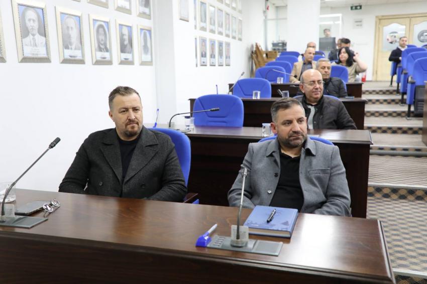 Başkan Ertaş, Muhtarlar ve Meslek odaları ile buluştu