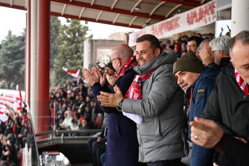 BAŞKAN AKIN’DAN BALIKESİSRSPOR’A HEP DESTEK, TAM DESTEK