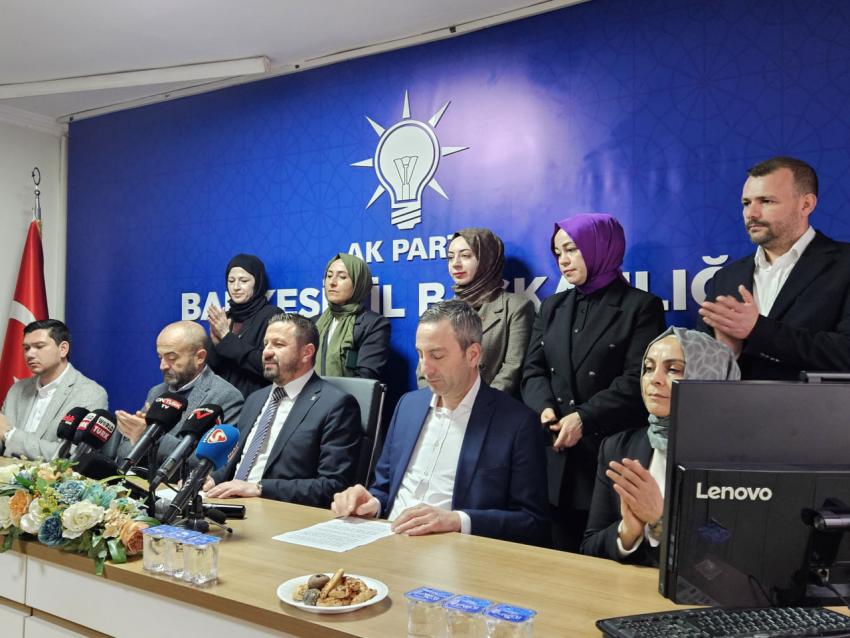 AK Parti İl Başkanı Mehmet Aydemir: