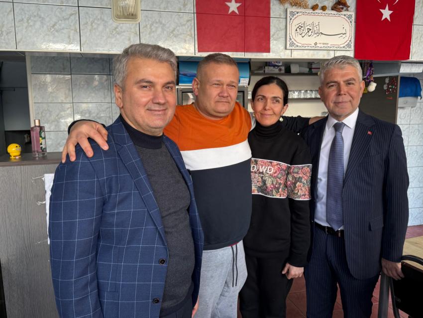 Mustafa Canbey, Balıkesir’i Karış Karış Gezmeye Devam Ediyor