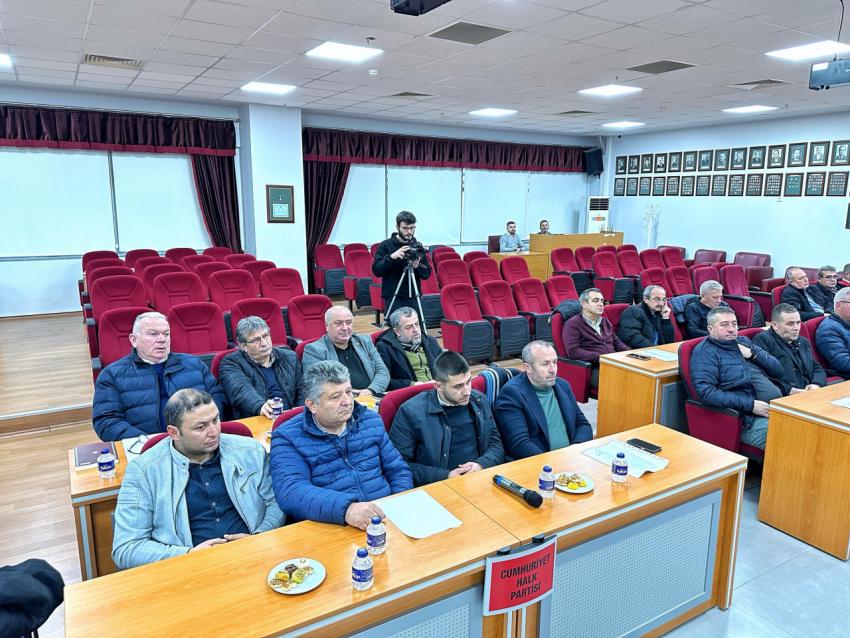 BAŞKAN DURSUN MİRZA KIRSAL MAHALLE MUHTARLARIYLA BİR ARAYA GELDİ