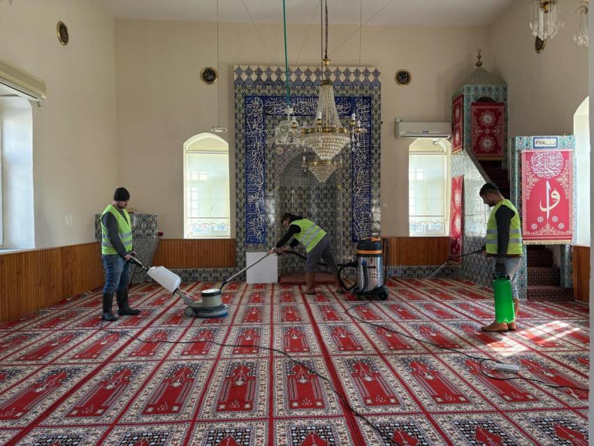GÖMEÇ’TE RAMAZAN AYI ÖNCESİNDE CAMİLERDE TEMİZLİK SEFERBERLİĞİ
